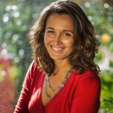 Leyla Dakhli
