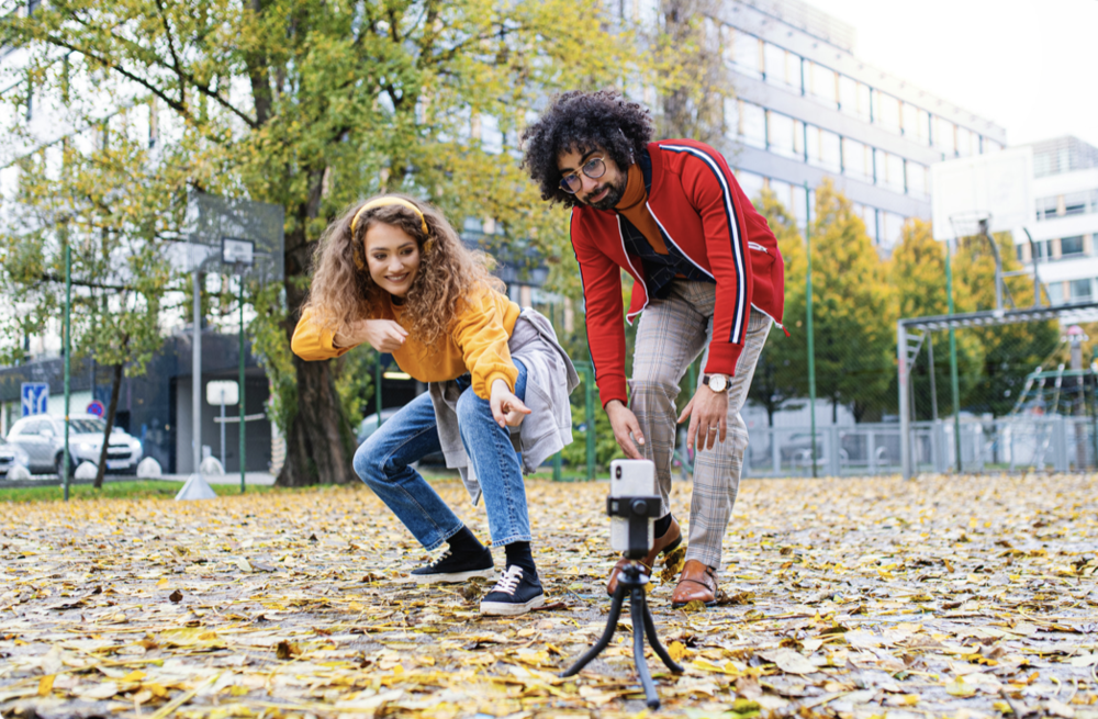 How to: Filme und Fotos mit dem Smartphone aufnehmen und bearbeiten.