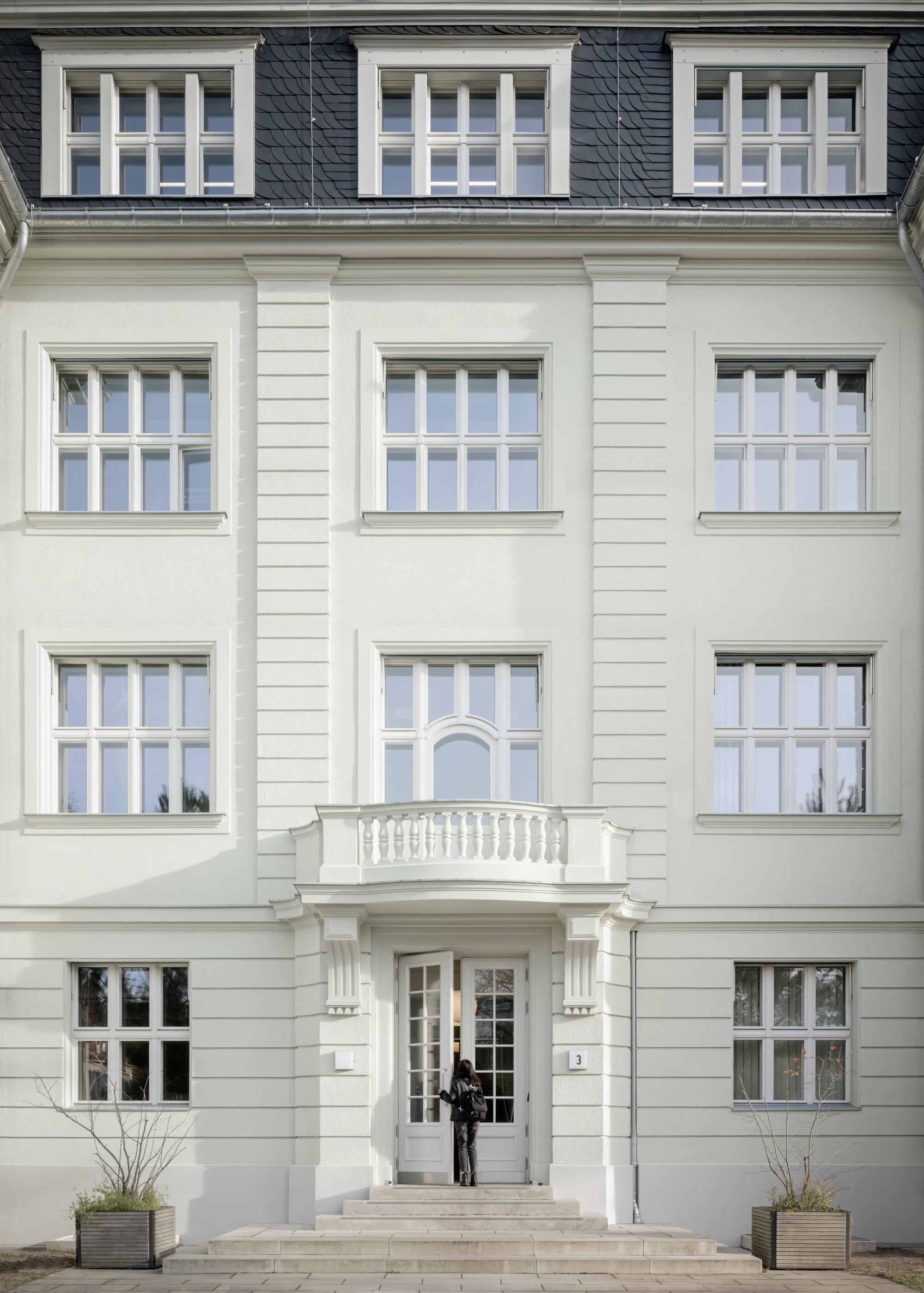 Westfassade Detail