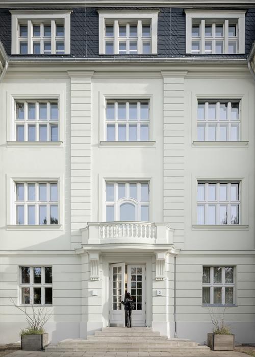 Westfassade Detail