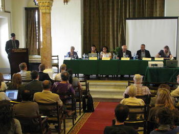 Gemeinsames Symposium in der Oriental Hall, American University in Cairo