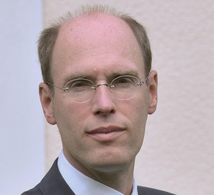 Präsident_Schmal