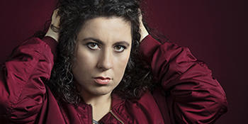 Nadire Biskin, Lehrerin und Autorin