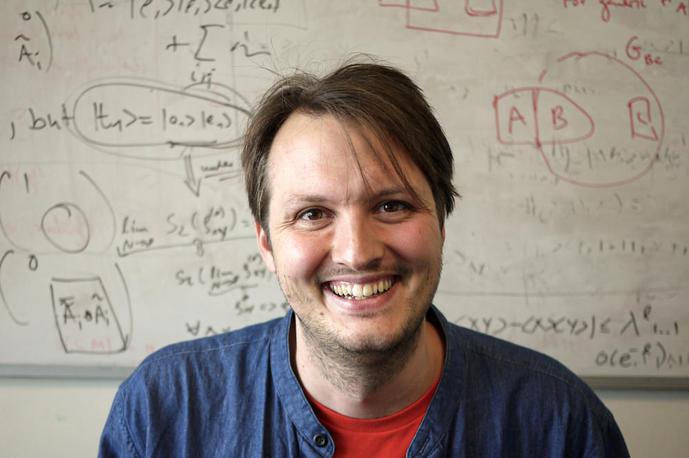 Henrik Wilimg untersuchte, wie Gesetze der Thermodynamik aus Sicht der Quantentheorie verstanden werden können.