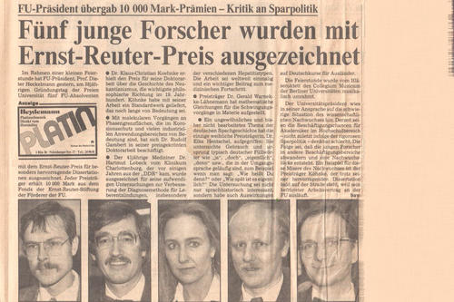 Am 5. Dezember 1986 berichtete die „Berliner Morgenpost“ über den Ernst-Reuter-Preis. Die Geehrten waren (v.l.n.r.): Gerald Warnecke (Mathematik), Rudolf Gambert (Chemie), Elke Hentschel (Germanistik), Klaus-Christian K hnke (Philosophie) und Hartmu