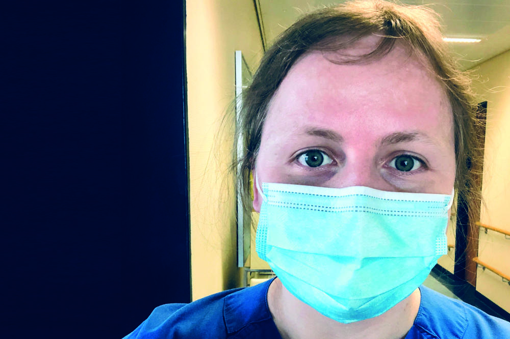 Mehr als Applaus verdienen ehemalige medizinische Fachkräfte wie Carolin Rabethge, die während der Corona-Pandemie in Berliner Krankenhäusern aushalfen.