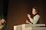 Was Freiheit bedeutet – vor allem für diejenigen, die nicht in Freiheit leben können, schilderte Mary Robinson eindrücklich in ihrer Rede.