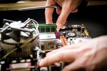 Wartung / Maintenance