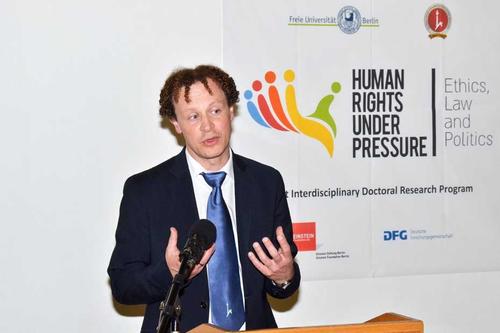 Prof. Dr. Hoffmann-Holland bei der Einführungsveranstaltung in Herbst 2014 in Jerusalem.