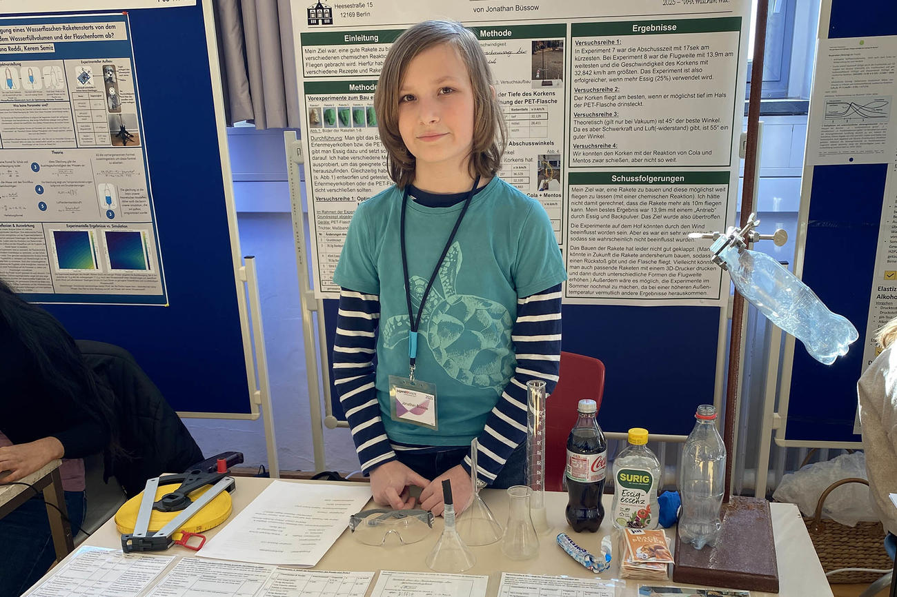 Yay! Erster Platz im Berliner Landeswettbewerb Jugend forscht Junior 2025 in der Kategorie Physik