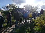 Runder Gartentisch Kleingarten zu Gast im Botanischen Garten am 18. April 2024