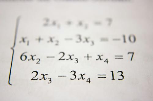 Mathe-Wettbewerb mit den Berlin INTEGIRLS