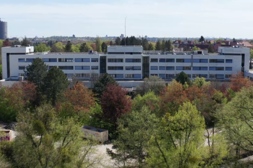 Hauptgebäude 2020