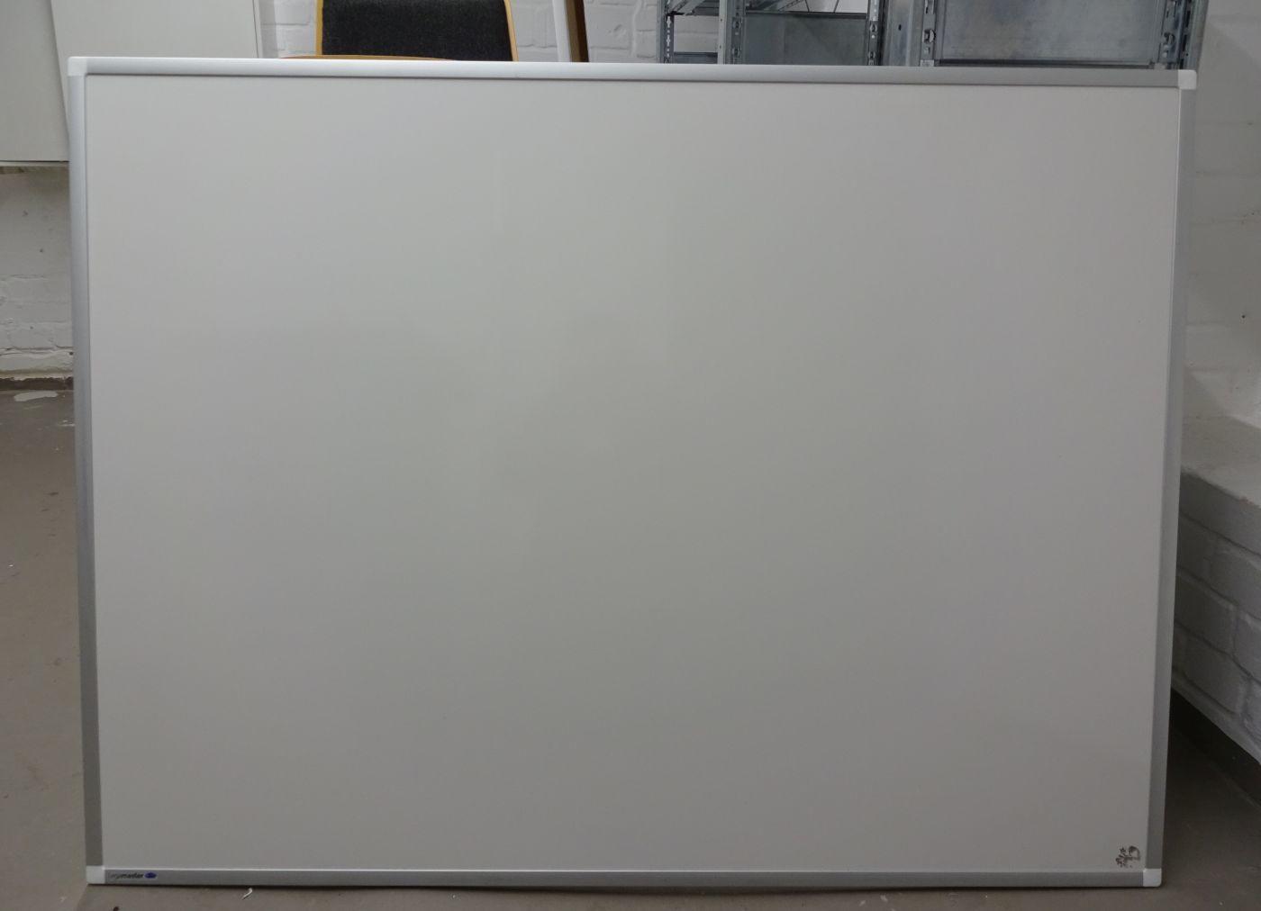 White cheap board fu