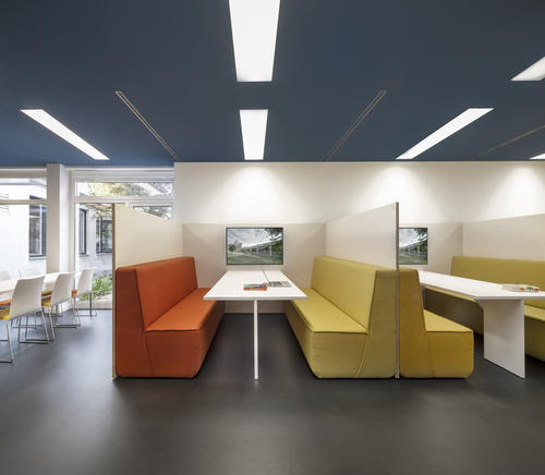 Fachbibliothek Wirtschaftswissenschaft (Garystr. 21)