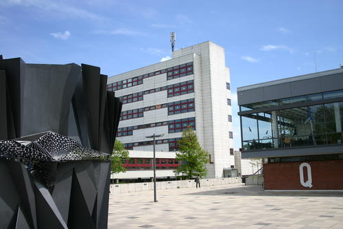 Zugang über die Malteserstraße zum Haus L