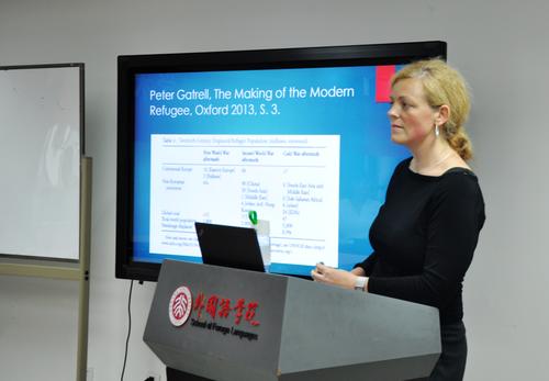 Dr. des. Heike Wieters (Geschichtswissenschaft) von der Humboldt-Universität zu Berlin, derzeit als Young Scientist Fellow am ZDS Peking.