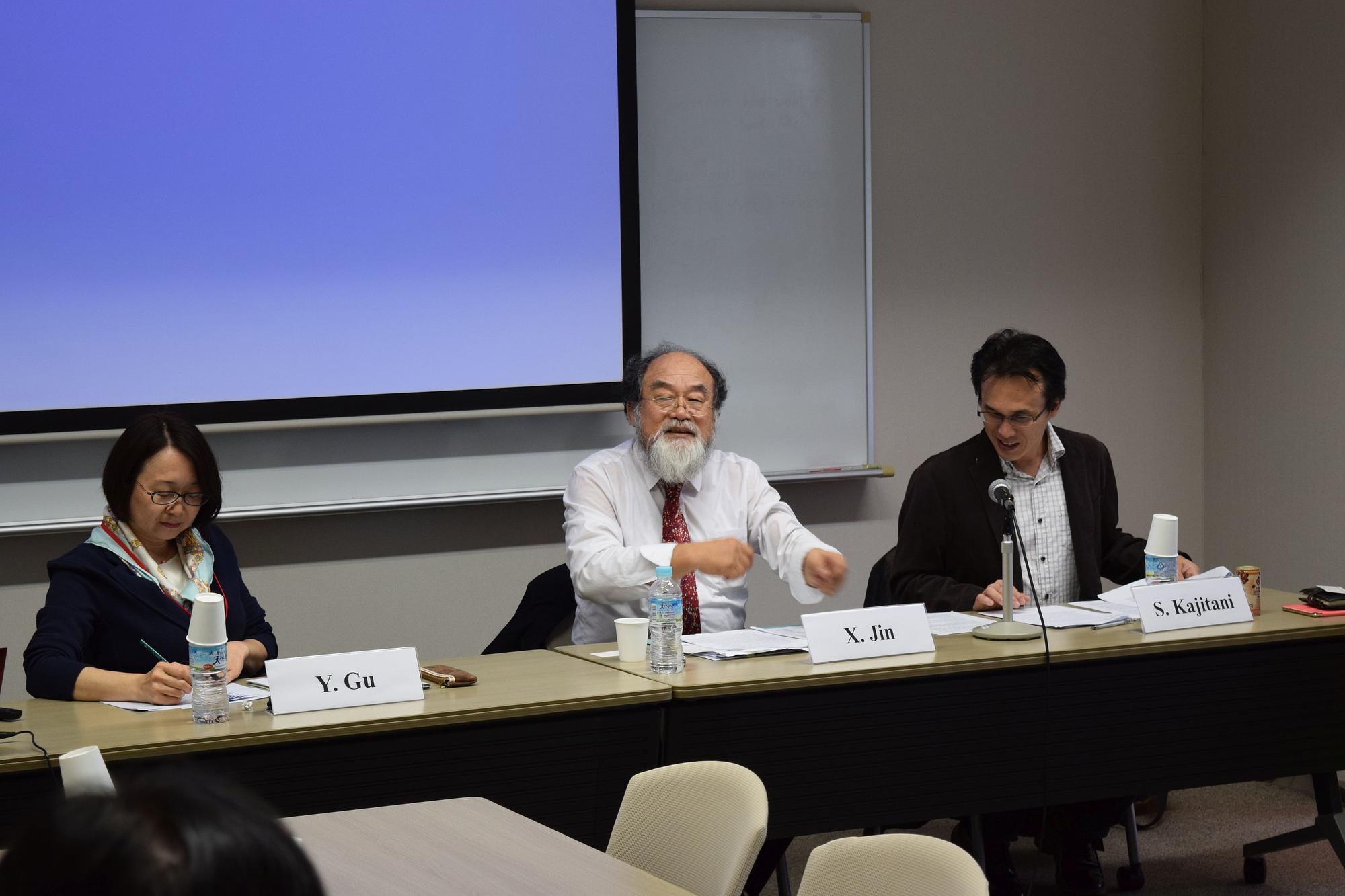 Prof. Dr. GU Yu und Prof. Dr. Jin Xiping vom ZDS Peking und Prof. Dr. Shinji Kajitani vom DESK Tokyo.