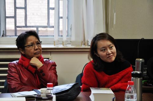 Frau Prof. LIAN Yu-ru mit Frau Dr. WANG Liping von der Tsinghua Universität.