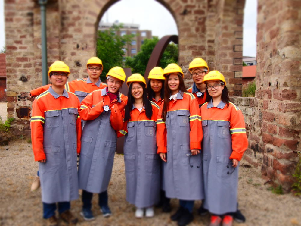 ZDS-Studierende beim Besuch der Dillinger Hütte.