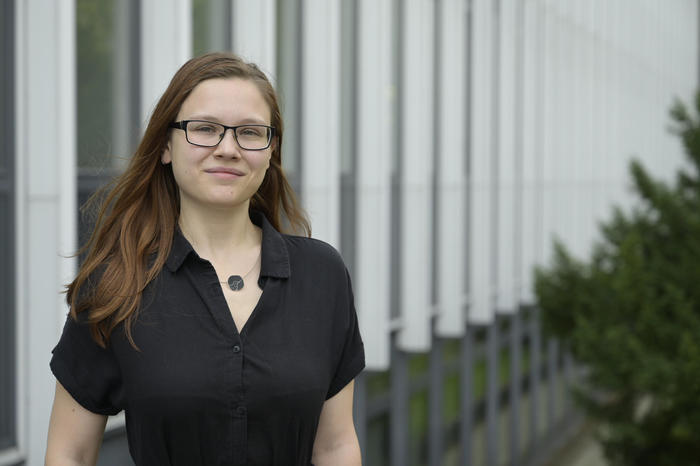 Lena Hirschfelder ist Masterstudentin der Kunstgeschichte